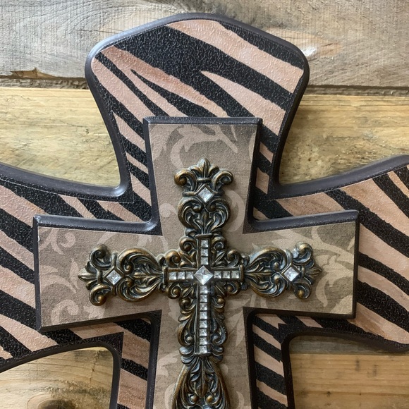 Rustic Hanging Cross Wall Decor - Picture 8 of 9